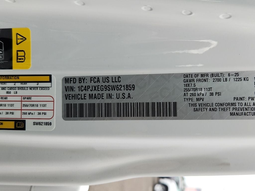 2025 Jeep Wrangler WRANGLER 4-DOOR SAHARA