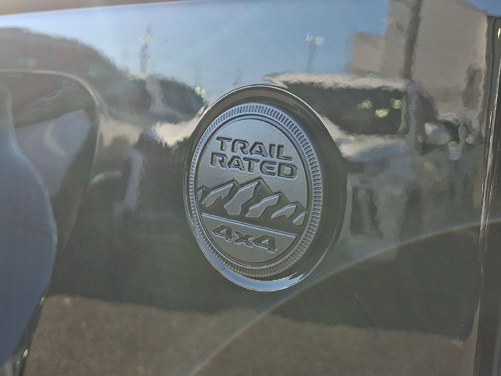 2027 Jeep Wrangler WRANGLER 4-DOOR SAHARA