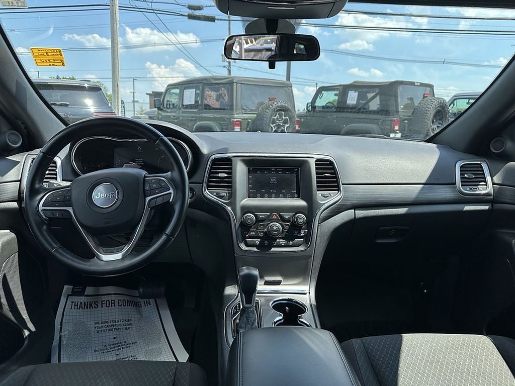 2021 Jeep Grand Cherokee Laredo E 4x4