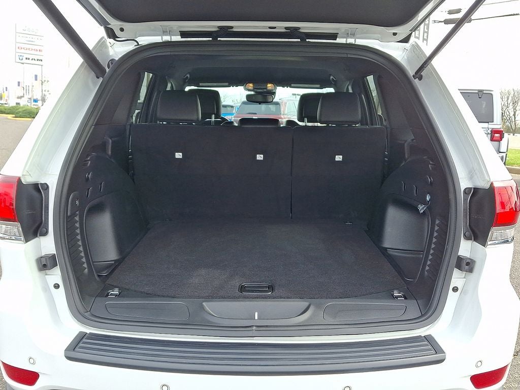 2021 Jeep Grand Cherokee Laredo X 4x4