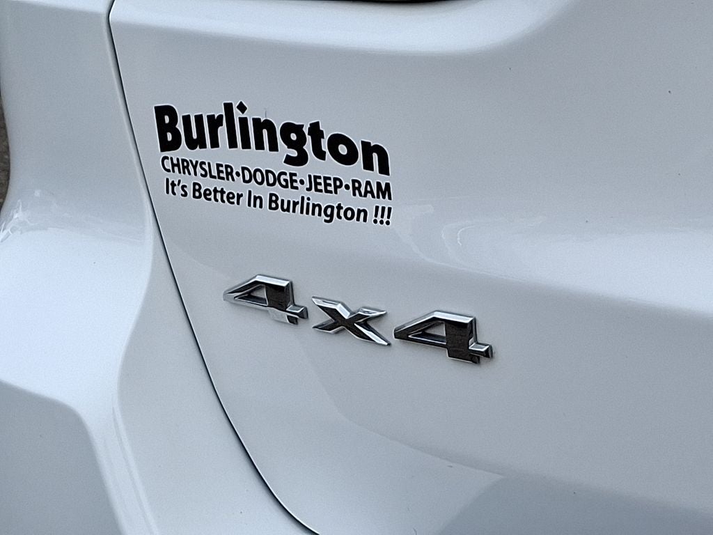 2021 Jeep Grand Cherokee Laredo X 4x4