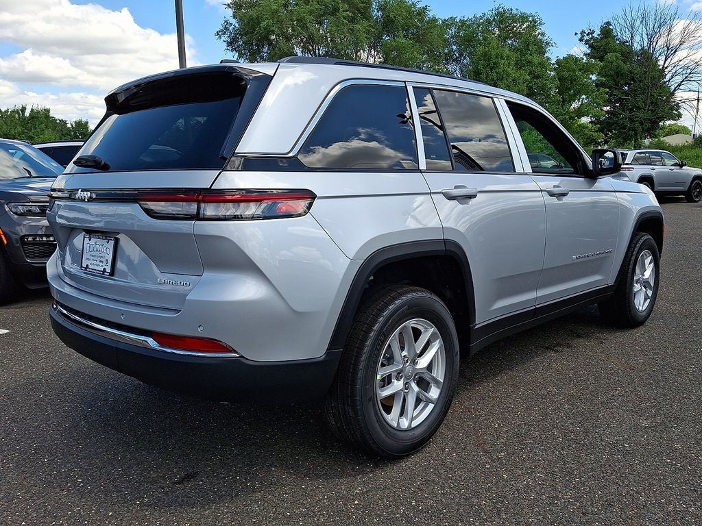 2026 Jeep Grand Cherokee GRAND CHEROKEE LAREDO X 4X4