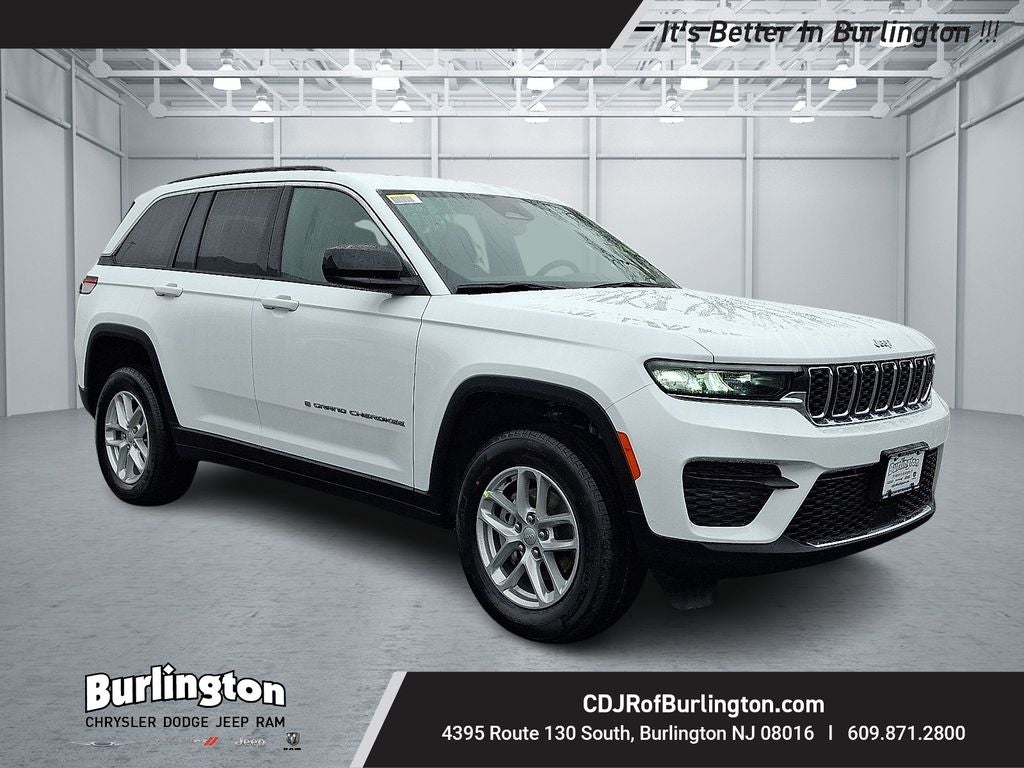 2025 Jeep Grand Cherokee GRAND CHEROKEE LAREDO X 4X4