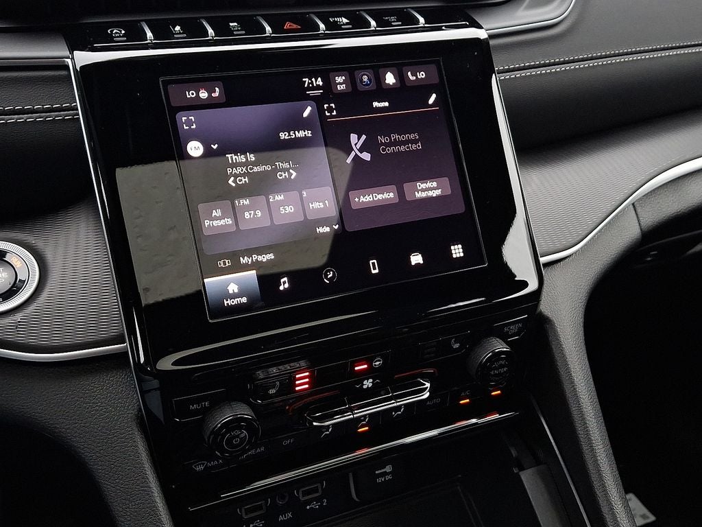 2025 Jeep Grand Cherokee GRAND CHEROKEE LAREDO X 4X4