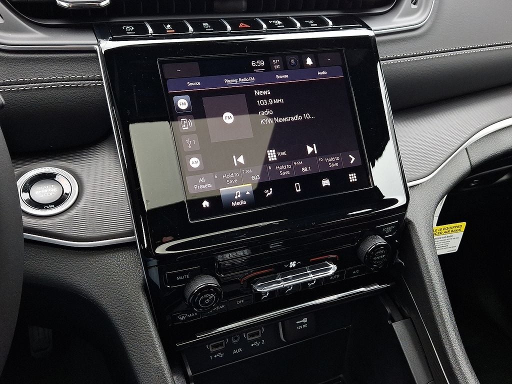 2025 Jeep Grand Cherokee GRAND CHEROKEE LAREDO X 4X4