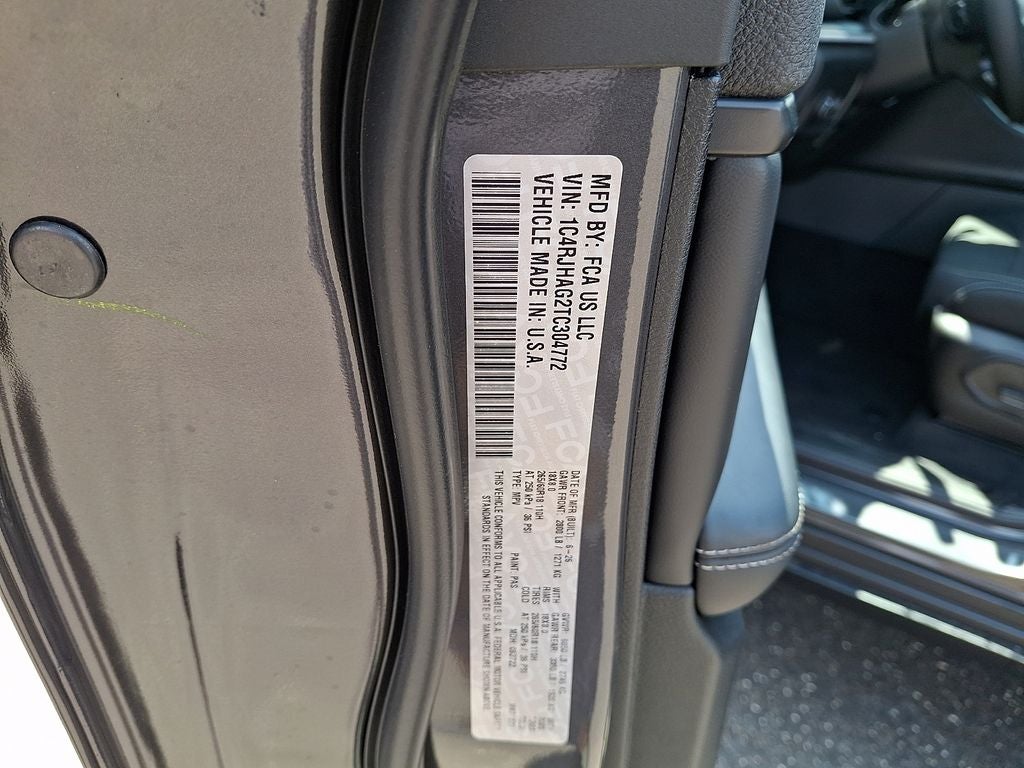 2026 Jeep Grand Cherokee GRAND CHEROKEE LAREDO X 4X4