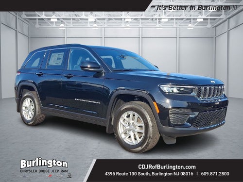 2025 Jeep Grand Cherokee GRAND CHEROKEE LAREDO X 4X4