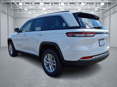 2026 Jeep Grand Cherokee GRAND CHEROKEE LAREDO X 4X4
