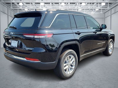 2026 Jeep Grand Cherokee GRAND CHEROKEE LAREDO X 4X4