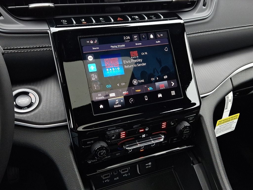 2025 Jeep Grand Cherokee GRAND CHEROKEE LAREDO X 4X4