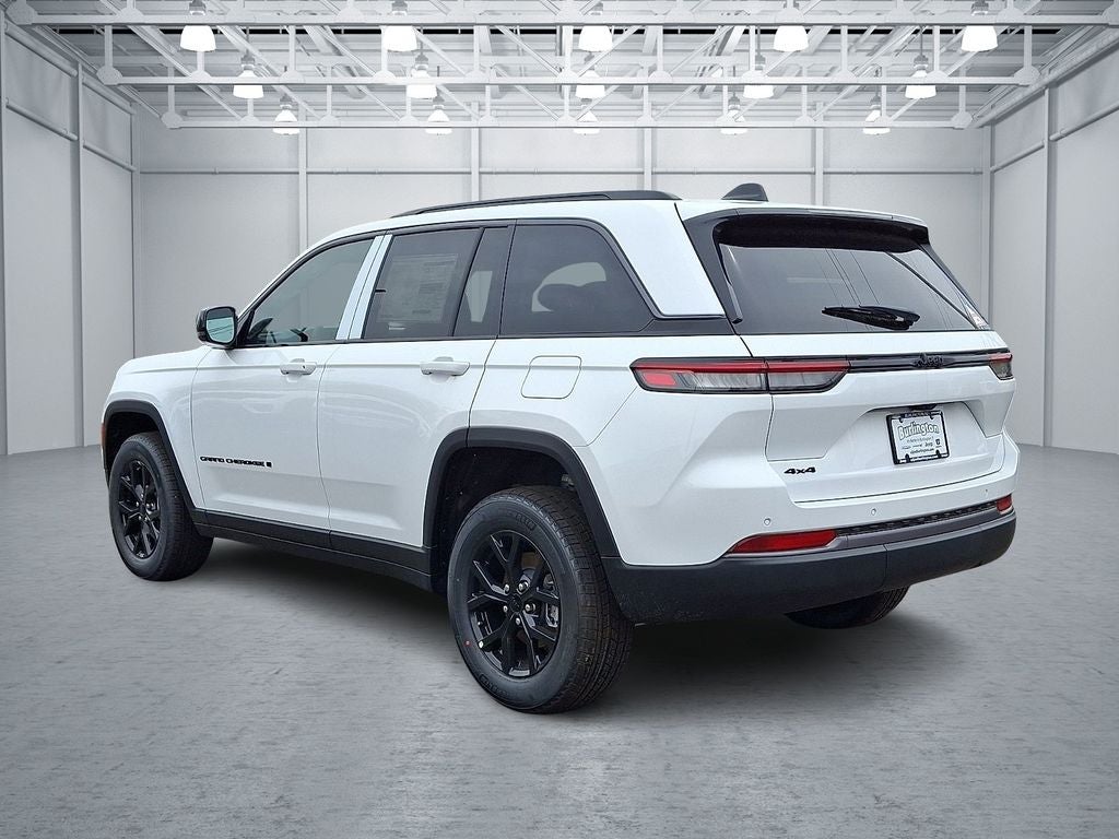 2026 Jeep Grand Cherokee GRAND CHEROKEE LAREDO ALTITUDE 4X4