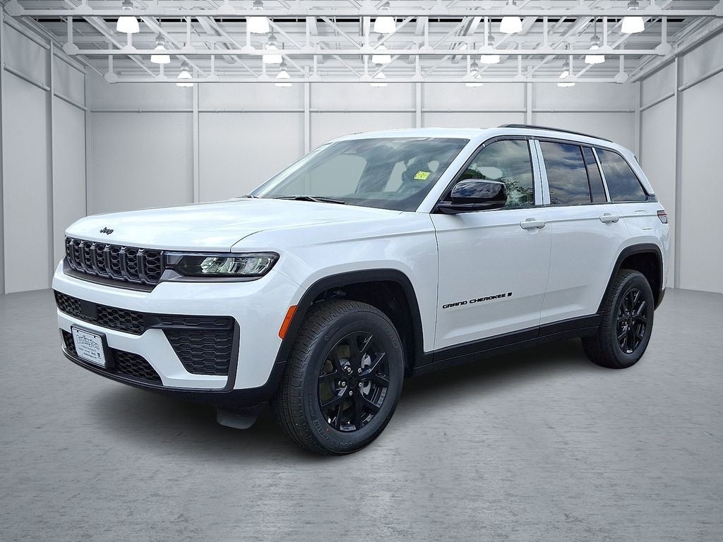 2026 Jeep Grand Cherokee GRAND CHEROKEE LAREDO ALTITUDE 4X4
