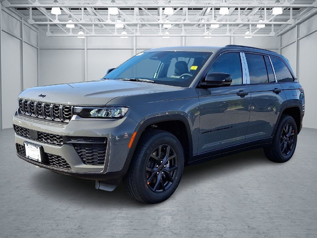 2027 Jeep Grand Cherokee GRAND CHEROKEE LAREDO ALTITUDE 4X4