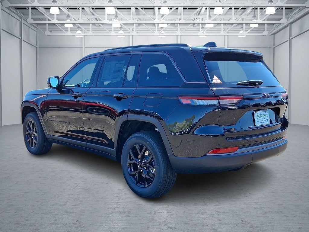 2026 Jeep Grand Cherokee GRAND CHEROKEE LAREDO ALTITUDE 4X4