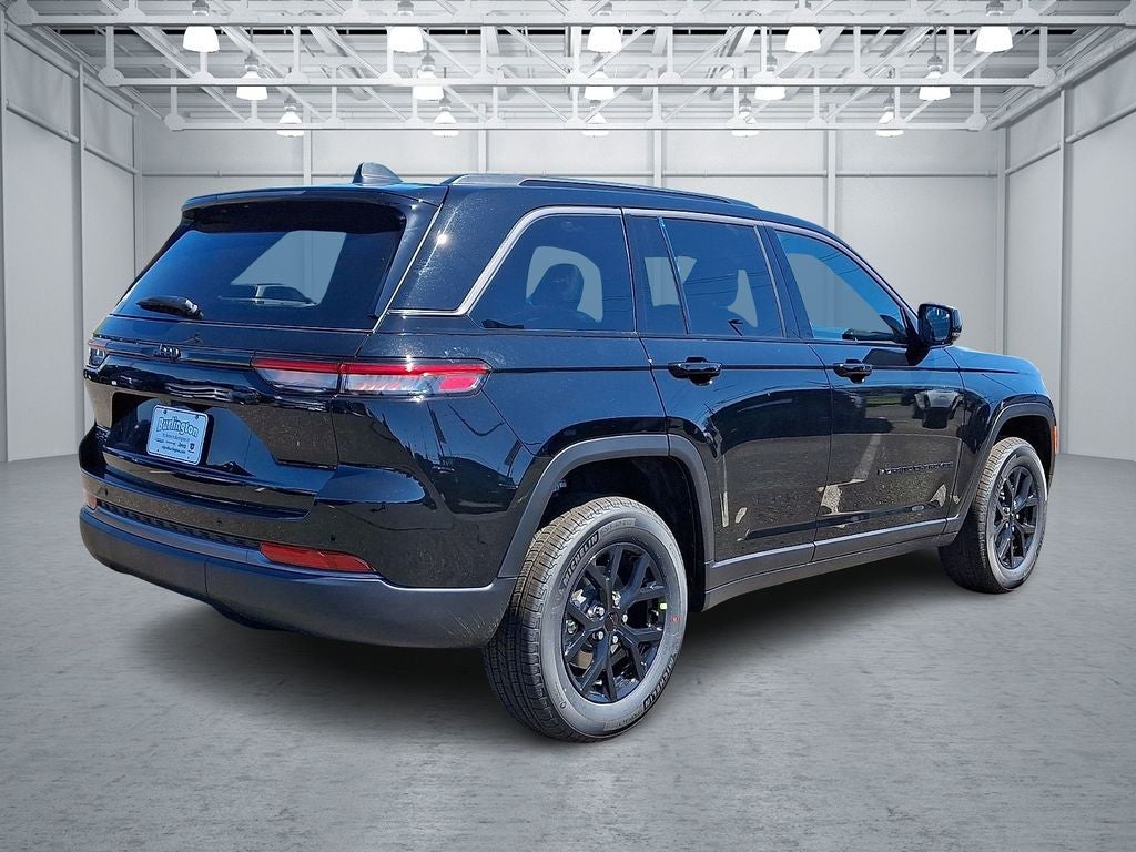 2026 Jeep Grand Cherokee GRAND CHEROKEE LAREDO ALTITUDE 4X4