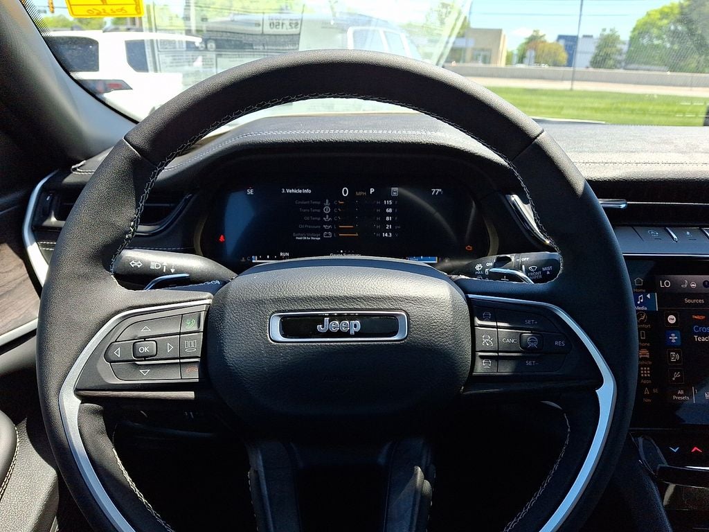 2026 Jeep Grand Cherokee GRAND CHEROKEE LAREDO ALTITUDE 4X4