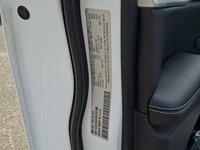 2027 Jeep Grand Cherokee Laredo Altitude