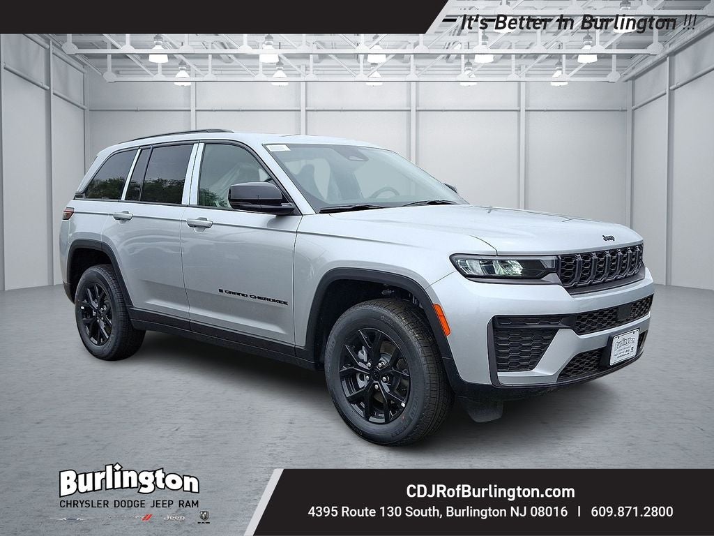 2026 Jeep Grand Cherokee GRAND CHEROKEE LAREDO ALTITUDE 4X4