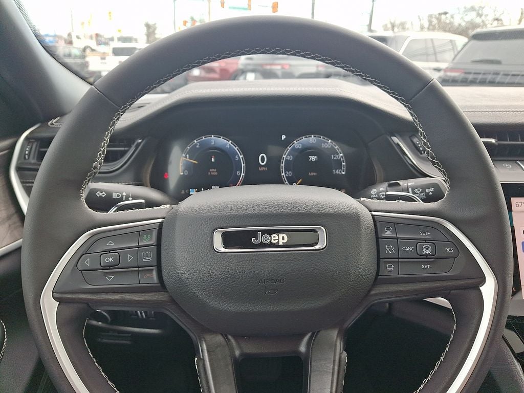 2026 Jeep Grand Cherokee GRAND CHEROKEE LAREDO ALTITUDE 4X4