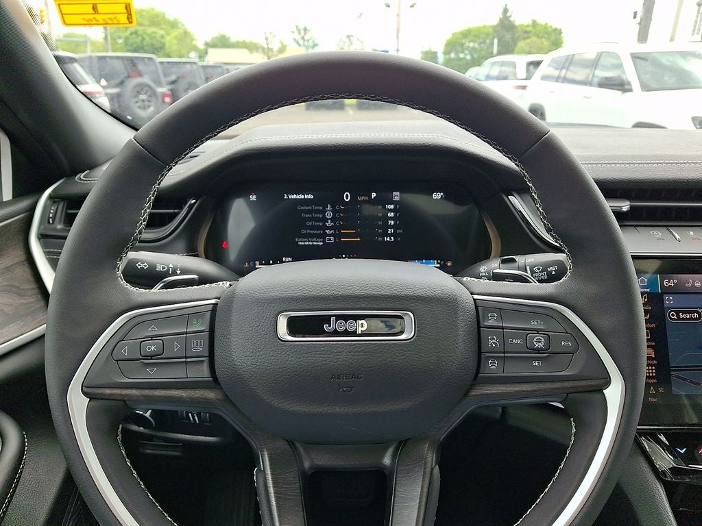 2026 Jeep Grand Cherokee GRAND CHEROKEE LAREDO ALTITUDE 4X4