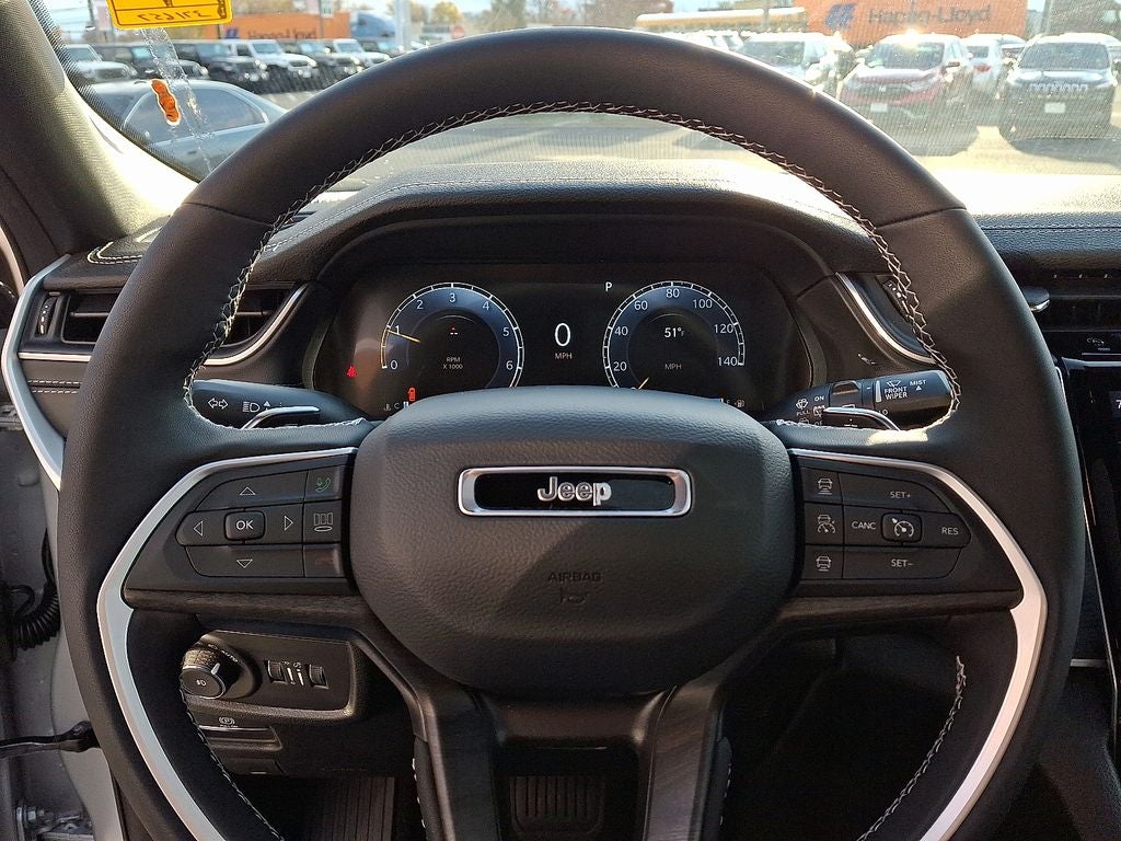 2025 Jeep Grand Cherokee GRAND CHEROKEE LIMITED 4X4