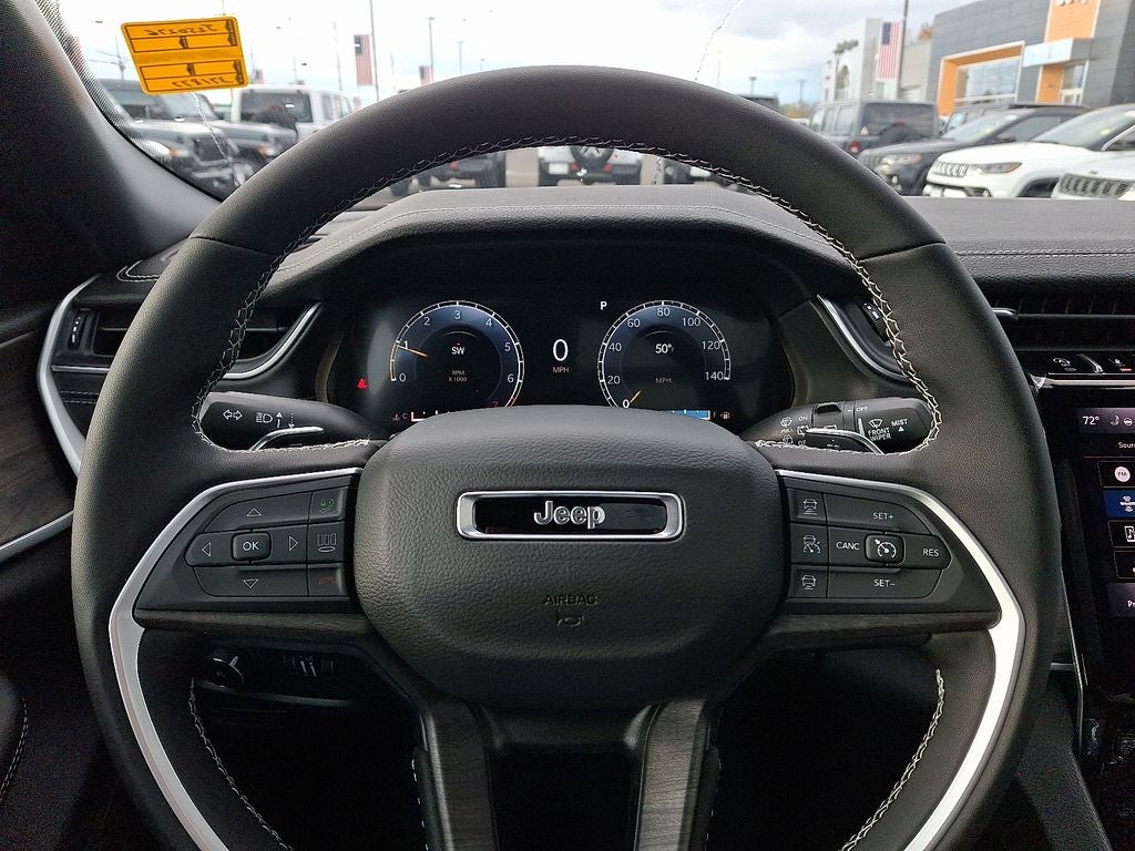 2025 Jeep Grand Cherokee GRAND CHEROKEE LIMITED 4X4