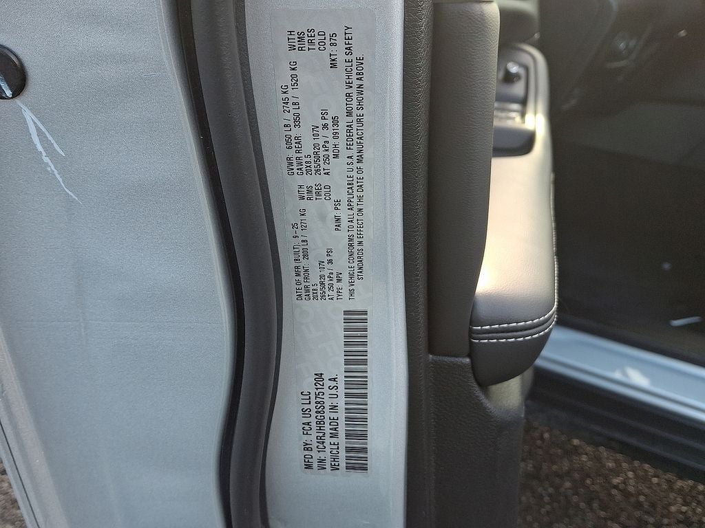 2025 Jeep Grand Cherokee GRAND CHEROKEE LIMITED 4X4