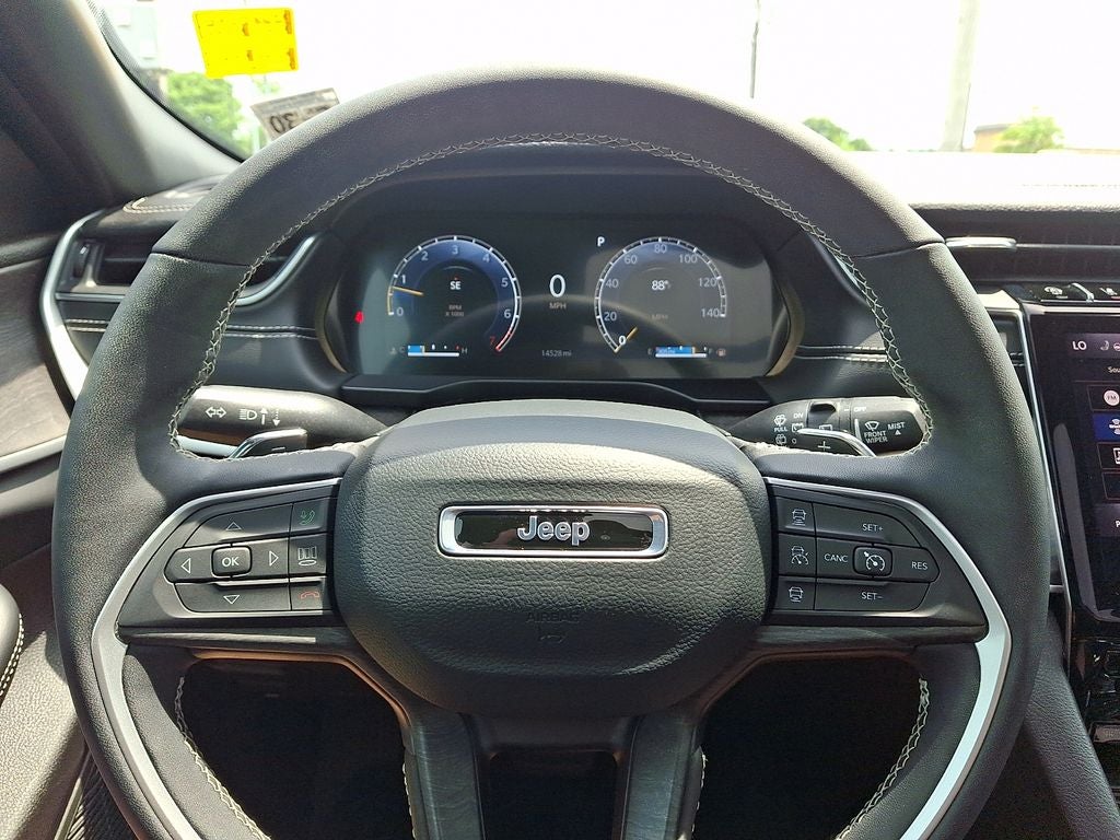2025 Jeep Grand Cherokee Limited 4x4