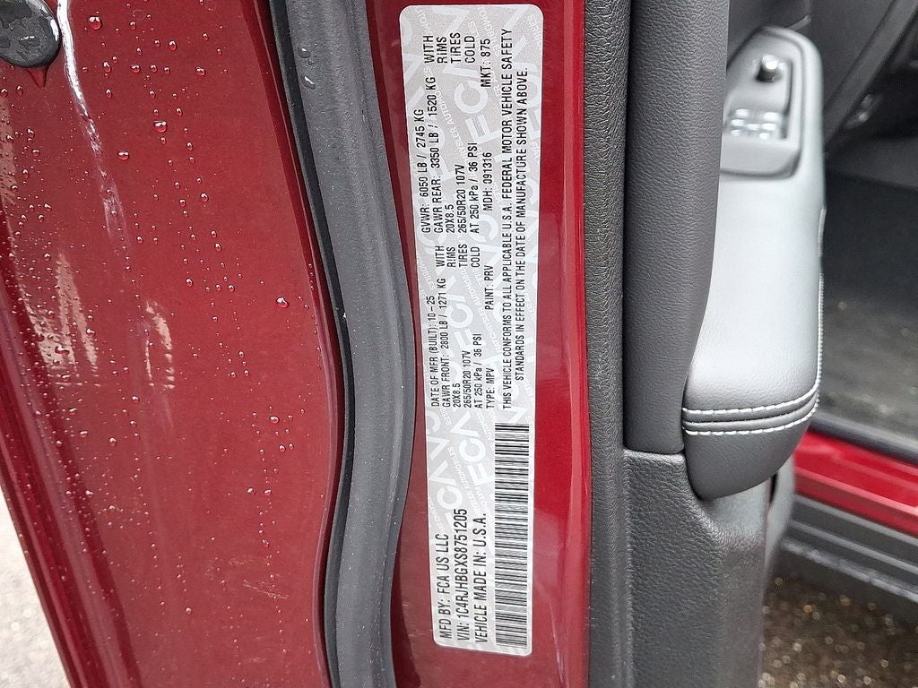 2025 Jeep Grand Cherokee GRAND CHEROKEE LIMITED 4X4