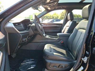 2027 Jeep Grand Cherokee GRAND CHEROKEE LIMITED 4X4