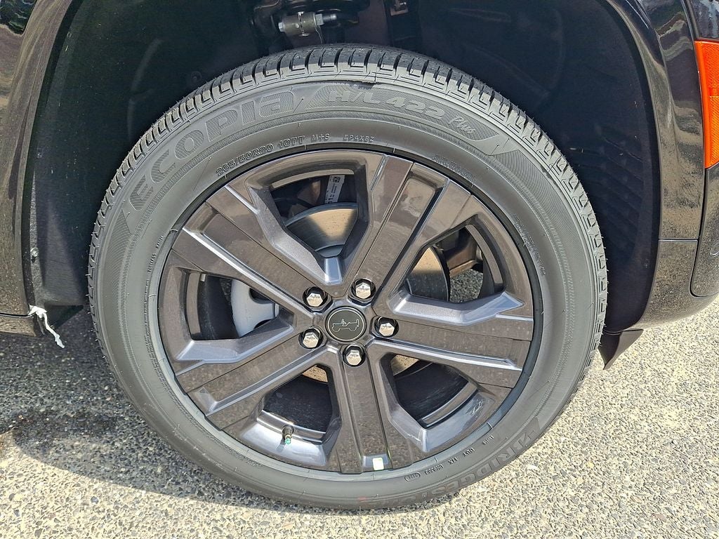 2027 Jeep Grand Cherokee Limited Reserve