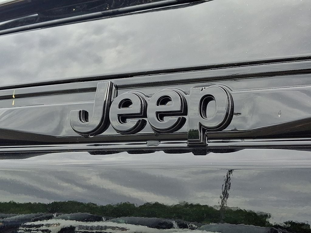 2027 Jeep Grand Cherokee GRAND CHEROKEE LIMITED 4X4