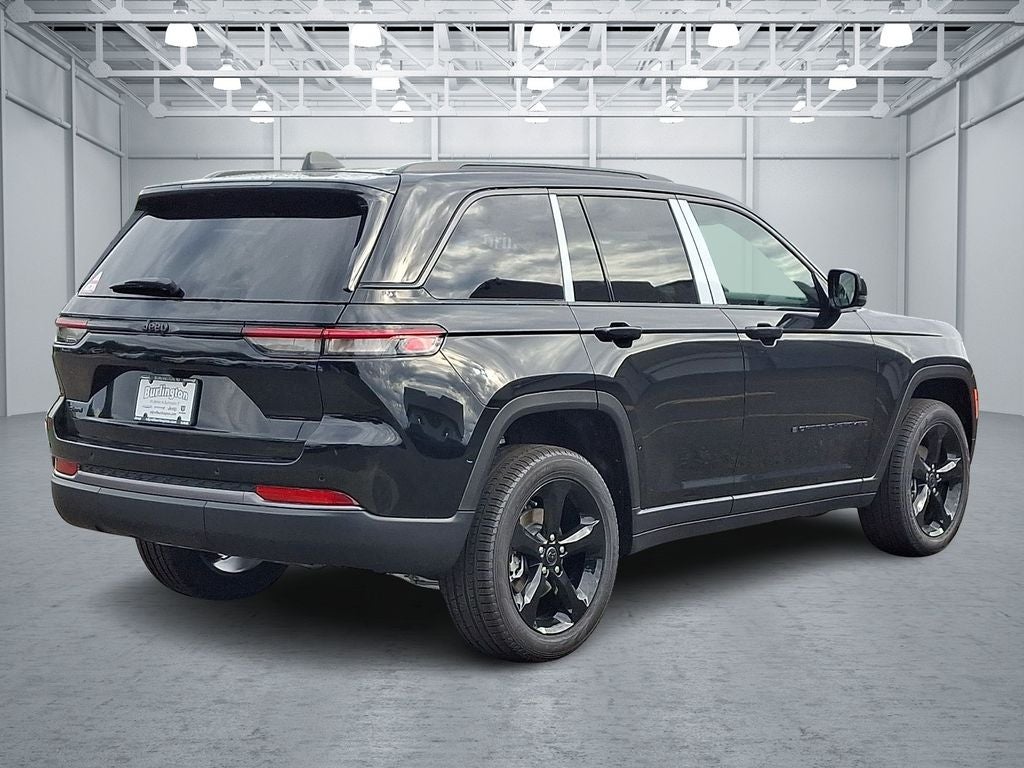 2027 Jeep Grand Cherokee GRAND CHEROKEE LIMITED 4X4
