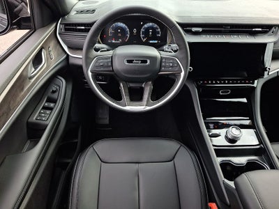 2027 Jeep Grand Cherokee GRAND CHEROKEE LIMITED 4X4