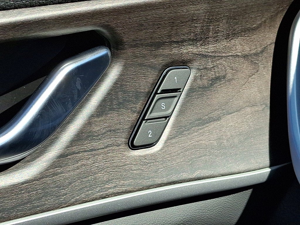 2027 Jeep Grand Cherokee GRAND CHEROKEE LIMITED 4X4