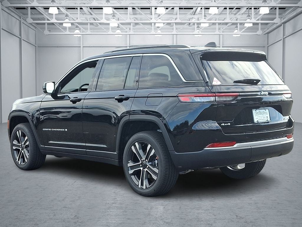 2027 Jeep Grand Cherokee GRAND CHEROKEE LIMITED 4X4