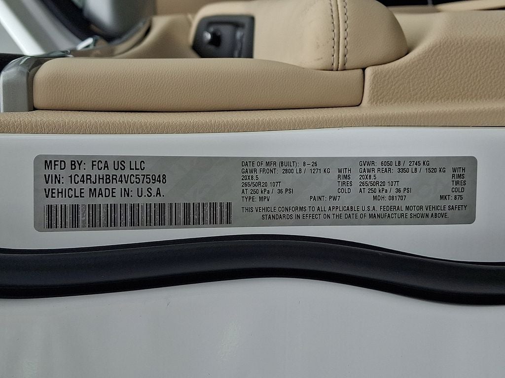 2027 Jeep Grand Cherokee GRAND CHEROKEE LIMITED 4X4