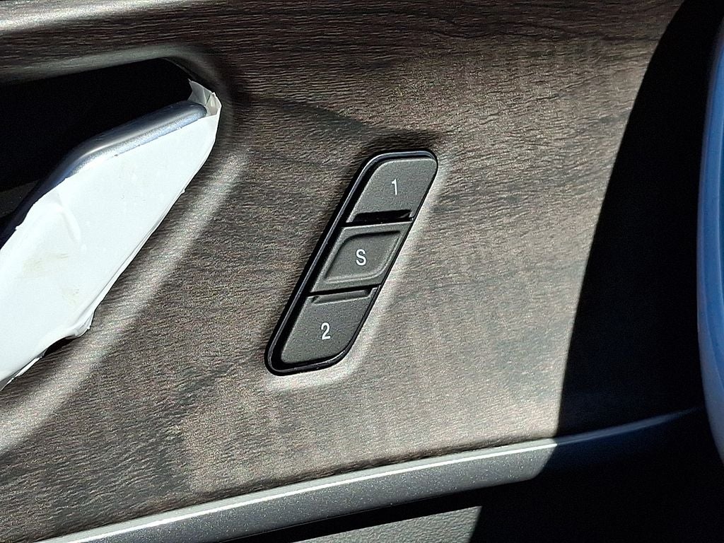 2027 Jeep Grand Cherokee GRAND CHEROKEE LIMITED RESERVE 4X4