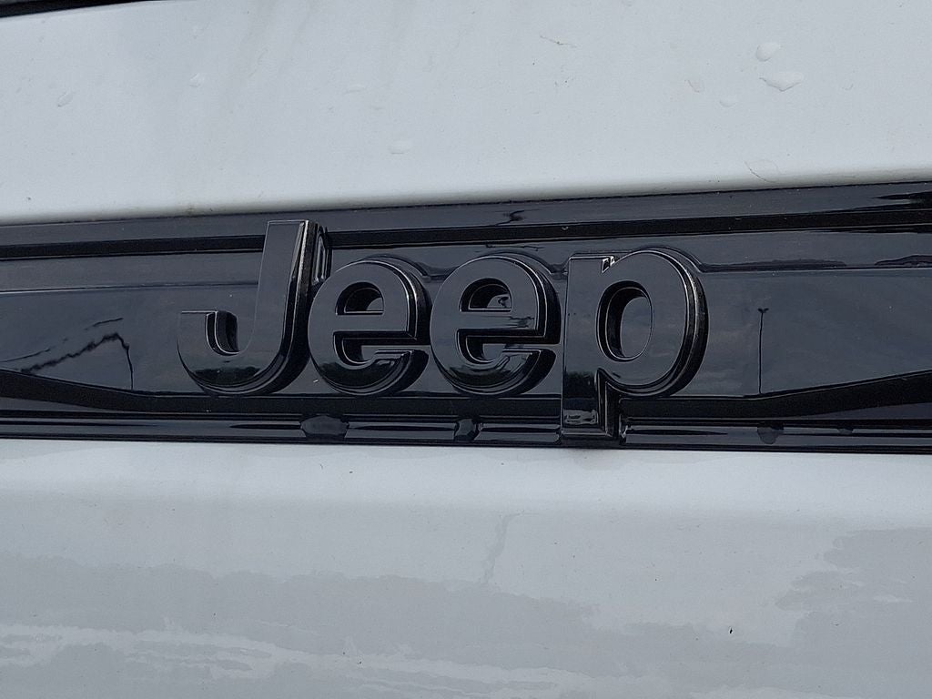 2027 Jeep Grand Cherokee GRAND CHEROKEE LIMITED 4X4