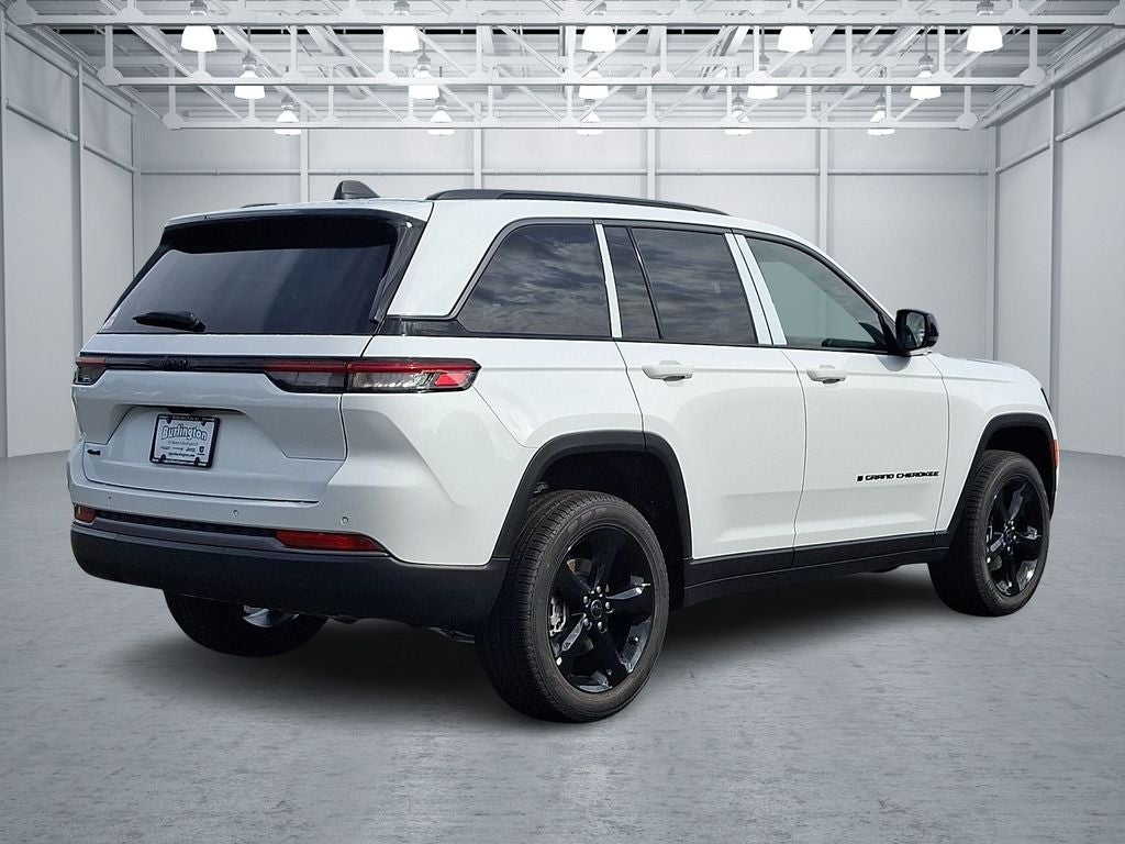 2027 Jeep Grand Cherokee GRAND CHEROKEE LIMITED 4X4