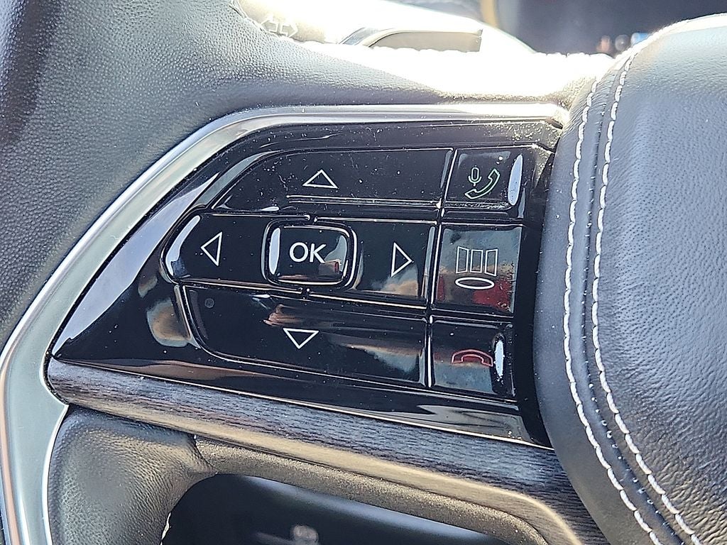 2022 Jeep Grand Cherokee Overland 4x4