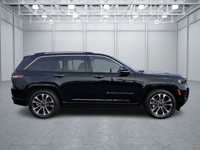 2022 Jeep Grand Cherokee Overland 4x4