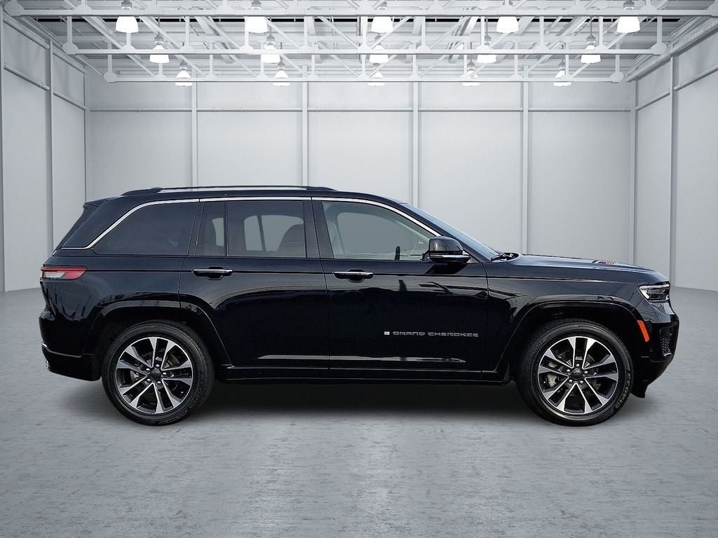 2022 Jeep Grand Cherokee Overland 4x4
