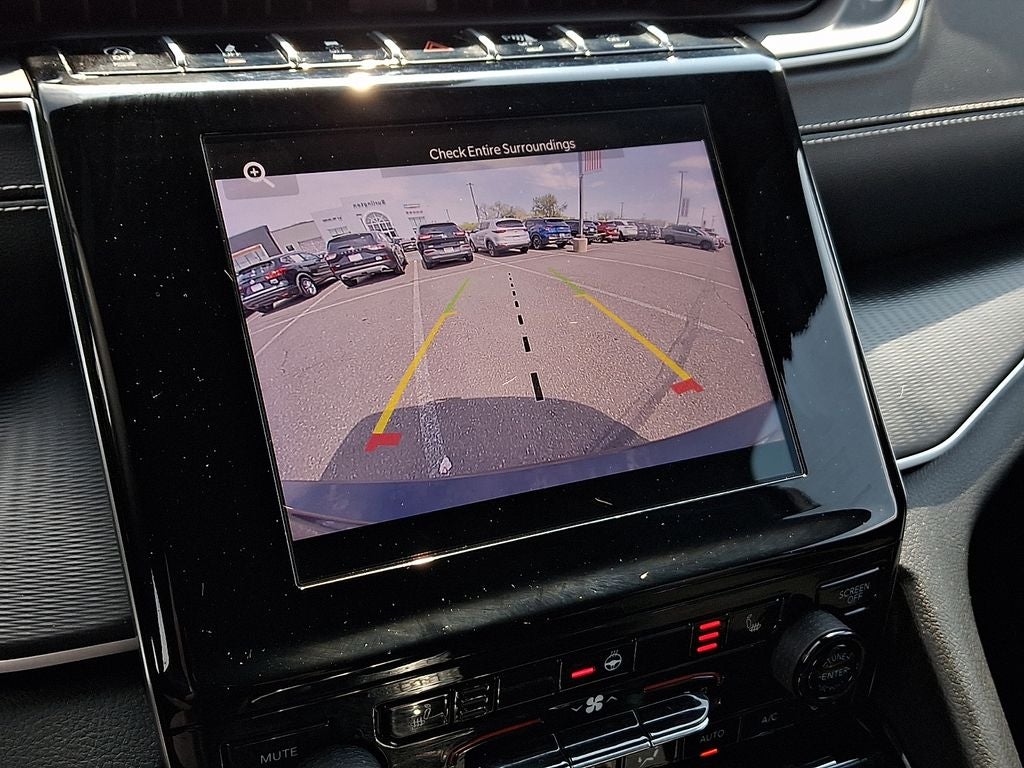 2023 Jeep Grand Cherokee L Altitude 4x4
