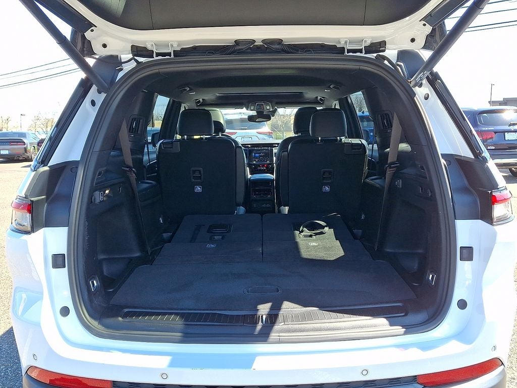 2023 Jeep Grand Cherokee L Altitude 4x4