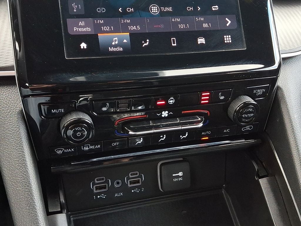 2024 Jeep Grand Cherokee L Altitude 4x4