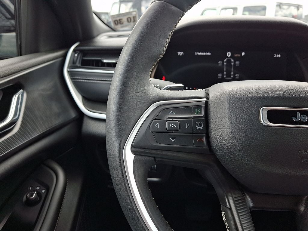 2024 Jeep Grand Cherokee L Altitude 4x4