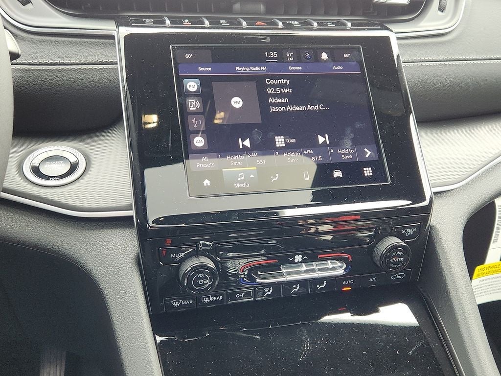 2025 Jeep Grand Cherokee GRAND CHEROKEE L LAREDO X 4X4