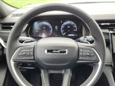 2025 Jeep Grand Cherokee GRAND CHEROKEE L LAREDO X 4X4