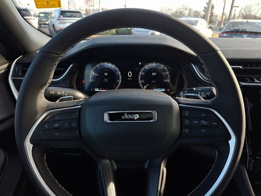 2025 Jeep Grand Cherokee GRAND CHEROKEE L LAREDO X 4X4